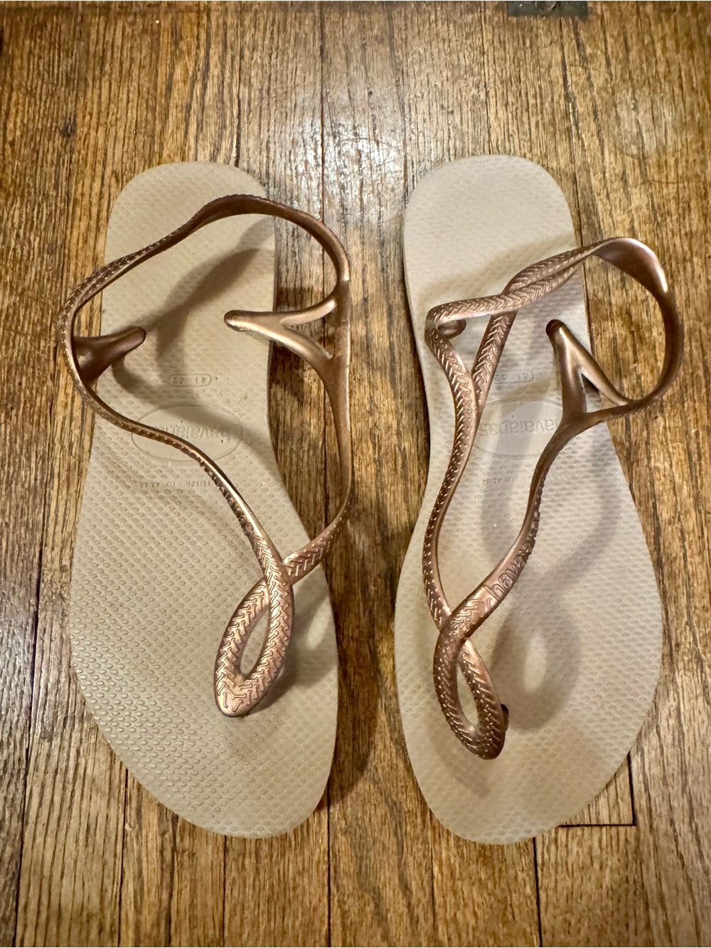 Havaianas Women’s Bronze Gold Strappy Sandals